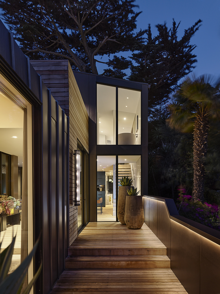 Exterior Fixed Window Wall